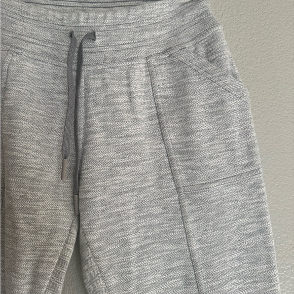 prAna Joggers - Picture 2 of 4